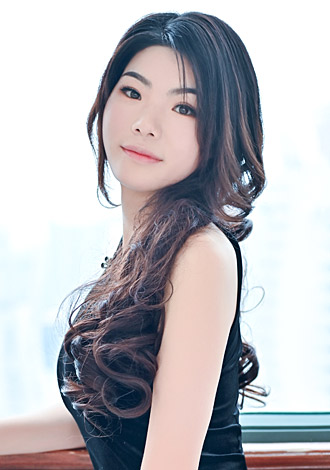 Most gorgeous profiles: caring Thai member Jin Hua from Atlanta