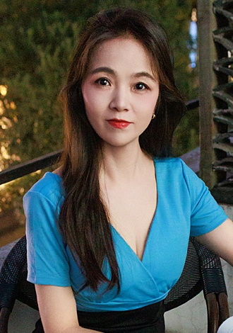 Gorgeous member profiles: beautiful Asian member Jianghong(Jessie) from Shenzhen