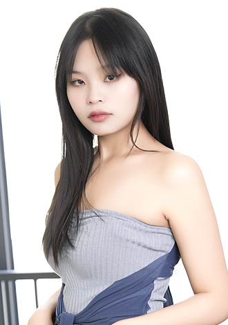 Date the member of your dreams: meet Asian member, Xue Mei from Chengdu