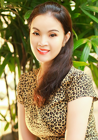 Date the member of your dreams: Eastern Asian American member Ngoc My (Mary) from Ho Chi Minh City